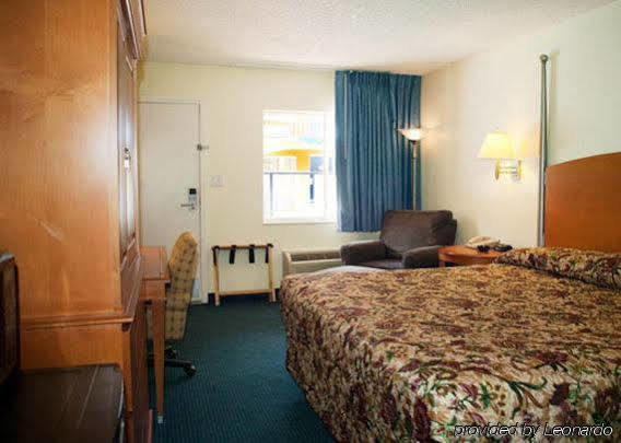 Red Roof Inn Orlando South - Florida Mall Номер фото